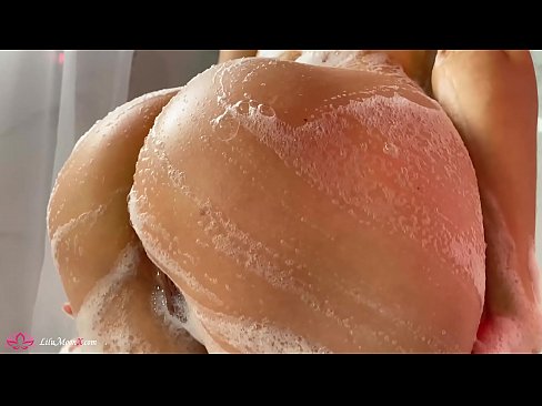 ❤️ Brineta masturbira macu vibratorom do intenzivnog orgazma pod tušem ❌ Super porno kod nas ❌❤