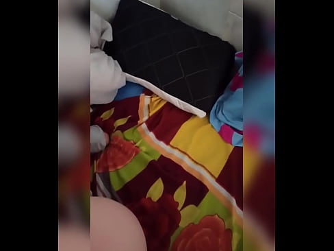 ❤️ Moja cimerica ostaje sama doma jer joj muž ide na odmor a ja koristim priliku da je pojebem i napunim joj dupe mlijekom ❌ Super porno kod nas ❌❤